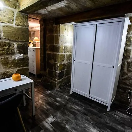 Historic Townhouse In Center Birgu