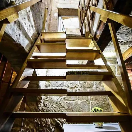 Semesterbostad Historic Townhouse In Center