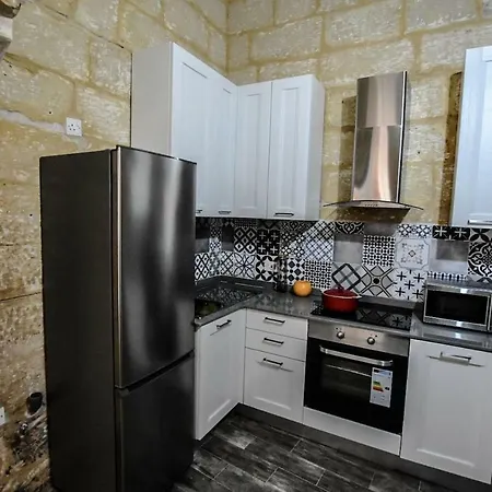 Nyaraló Historic Townhouse In Center *