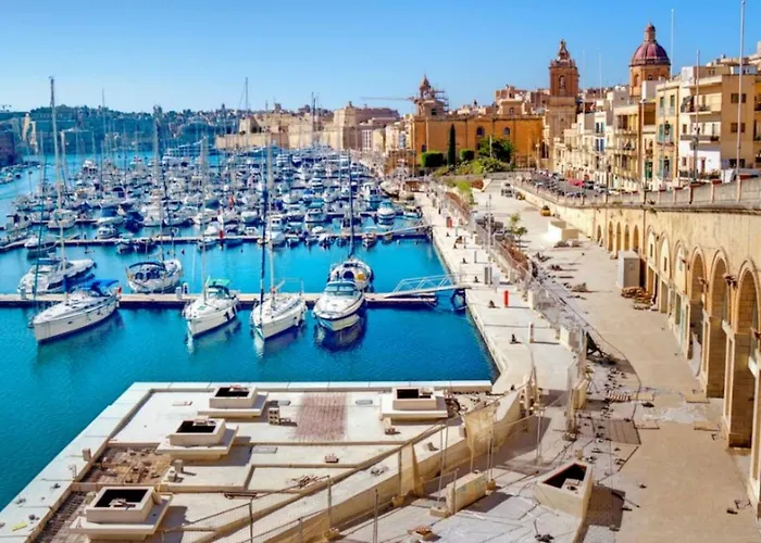 Historic Townhouse In Center Hébergement de vacances Il-Birgu