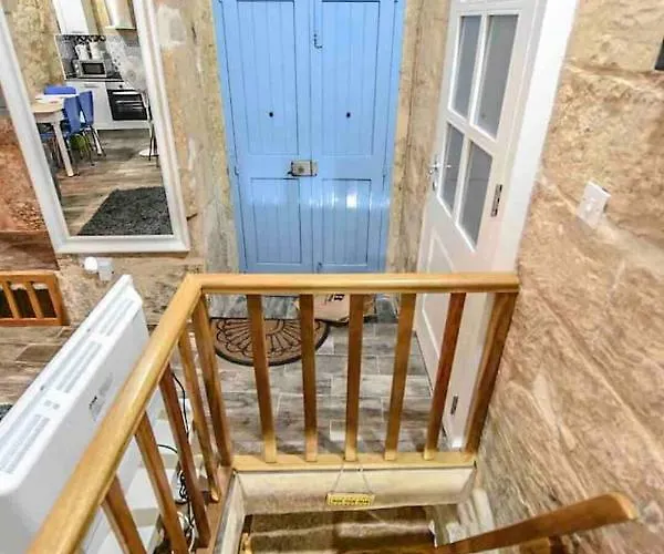 Historic Townhouse In Center Hébergement de vacances